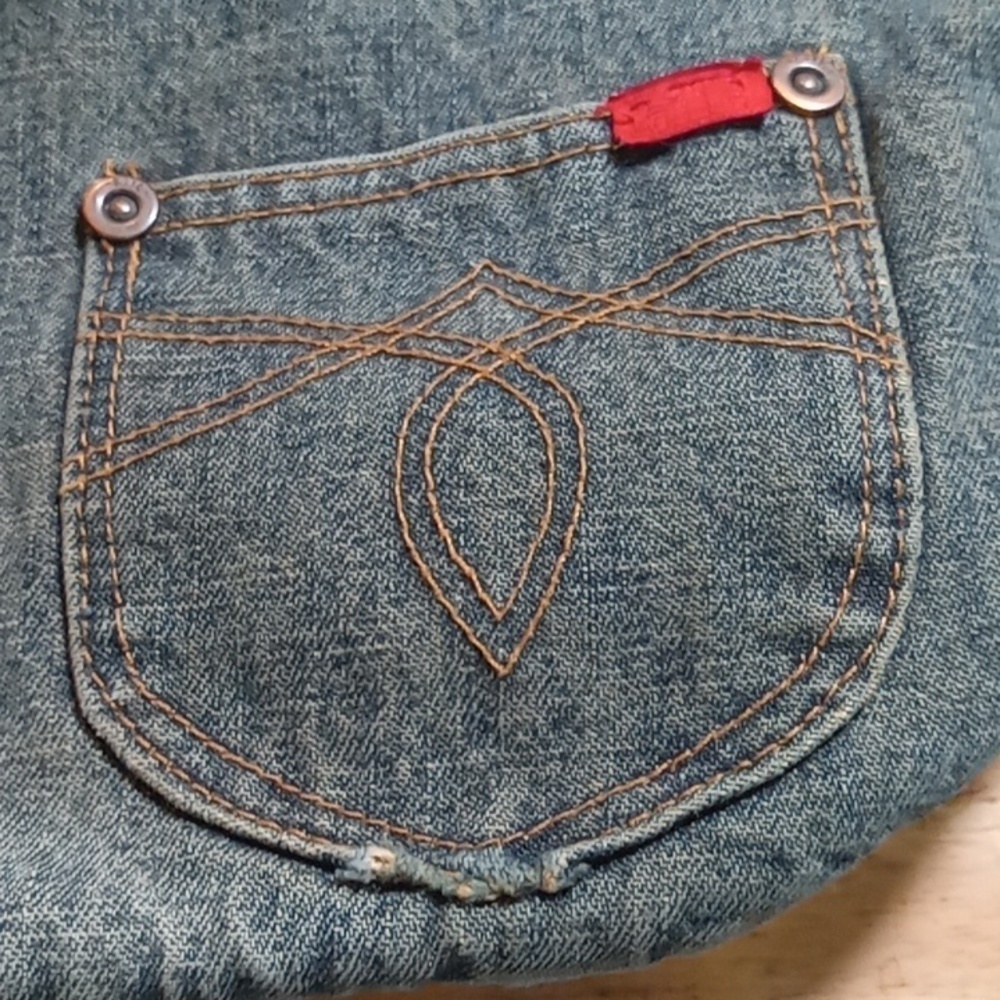 (136)  Tilt  small denim purse - Picture 7 of 7
